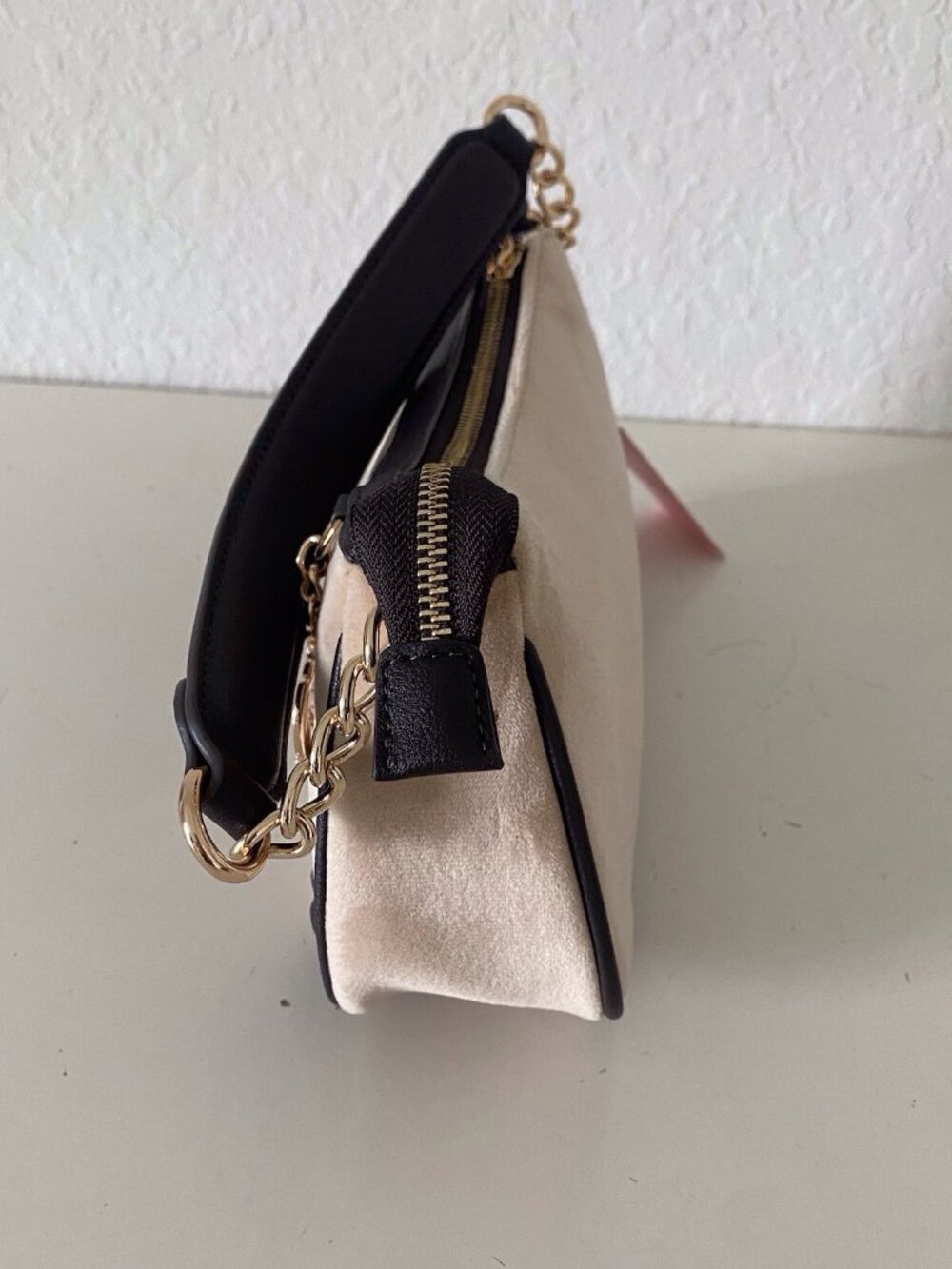 Juicy Couture Juicy Renaissance Shoulder Bag In Buff Beige W/Charm Crown Velvet - Picture 7 of 13